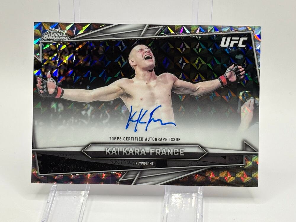2026 Topps Chrome UFC Kai Kara-France Geometric Refractor On Card Auto